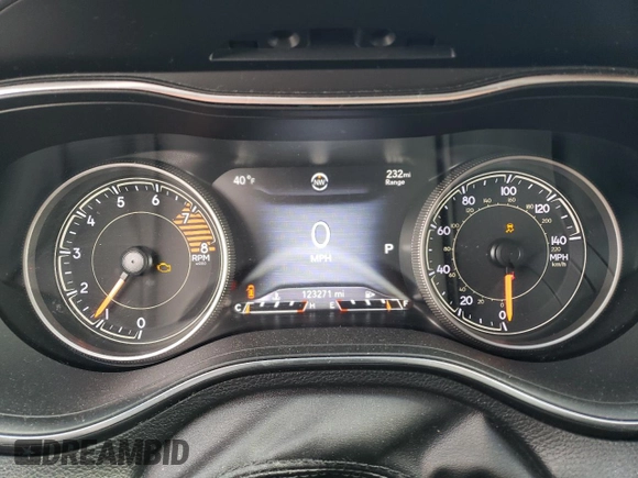 2019 Jeep Cherokee High Altitude с VIN 1C4PJMDX6KD246055, выставлен на аукционе Copart как лот 52301765 с пробегом 123 271 миль миль и Списание • Salvage title. История ставок и продаж доступна на DreamBid. Изображение 9.