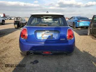 2021 MINI Hardtop Cooper с VIN WMWXR3C03M2N73872, выставлен на аукционе Copart как лот 45186265 с пробегом 37 484 миль миль и Списание • Salvage title. История ставок и продаж доступна на DreamBid. Изображение 6.