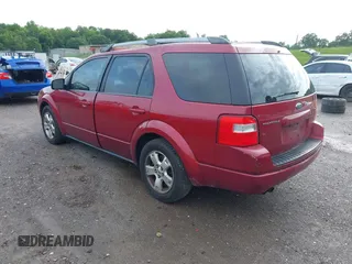2005 Ford Freestyle SEL z VIN 1FMZK02105GA43559, wystawiony jako IAAI lot #42343125 z przebiegiem 155 887 mil mil oraz . Historia ofert i sprzedaży dostępna na DreamBid. Obrazek 3.