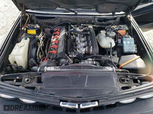 1988 BMW M5 z VIN WBSDC930XJ2791080, wystawiony jako Copart lot #45013965 z przebiegiem 158 194 mil mil oraz Czysty tytuł • Clean title. Historia ofert i sprzedaży dostępna na DreamBid. Obrazek 11.