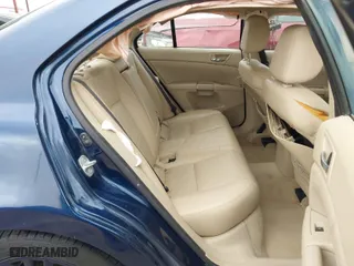 2012 Suzuki Kizashi SE with VIN JS2RE9A34C6100230, listed as a IAAI auction lot 41549655 with 109,918 mi miles. Bid and sale history available at carsss.com. Image 8.