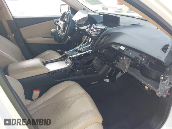 2019 Acura RDX Technology with VIN 5J8TC2H50KL000390, listed as a IAAI auction lot 42420742 with 91,176 mi miles and . Bid and sale history available at DreamBid. Image 5.