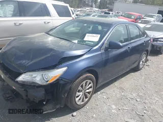 2017 Toyota Camry XLE with VIN 4T1BF1FK8HU715100, listed as a IAAI auction lot 41910692 with 113,438 mi miles. Bid and sale history available at carsss.com. Image 17.