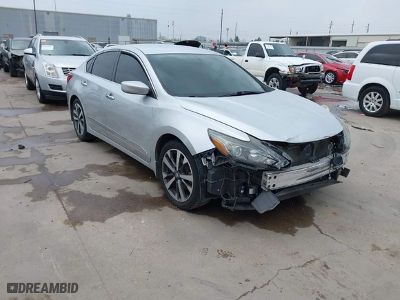 2016 Nissan Altima 2.5 SL with VIN 1N4AL3APXGC176545, listed as a IAAI auction lot 41780585 with 119,805 mi miles. Bid and sale history available at carsss.com. Image 1.
