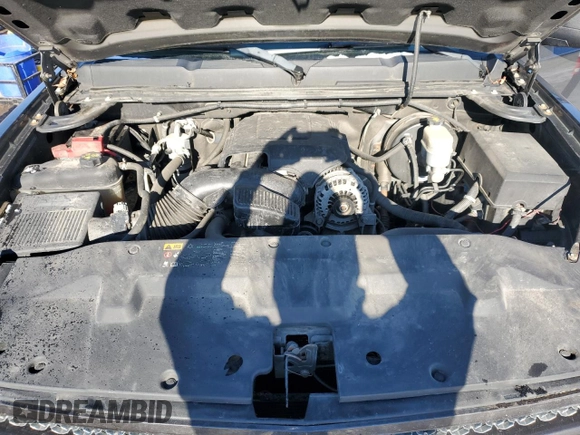 2011 Chevrolet Silverado 1500 LT with VIN 1GCNKSE03BZ281925, listed as a Copart auction lot 85048334 with 213,441 mi miles and Salvage Title. Bid and sale history available at DreamBid. Image 11.