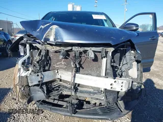 2018 Toyota Highlander LE with VIN 5TDBZRFH2JS818635, listed as a IAAI auction lot 41363485 with 120,948 mi miles and . Bid and sale history available at DreamBid. Image 6.