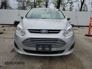 2018 Ford C-Max Titanium with VIN 1FADP5DU2JL101778, listed as a Copart auction lot 52455305 with 136,522 mi miles and Salvage Title. Bid and sale history available at DreamBid. Image 5.
