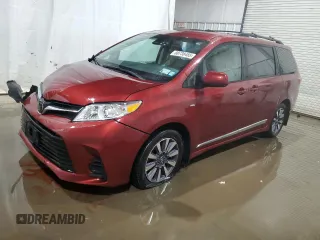 2020 Toyota Sienna LE с VIN 5TDJZ3DC9LS233148, выставлен на аукционе Copart как лот 88738485 с пробегом 35 767 миль миль и Списание • Salvage title. История ставок и продаж доступна на DreamBid. Изображение 1.