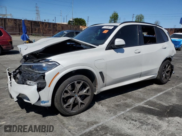 2021 BMW X5 xDrive45e с VIN 5UXTA6C02M9F15948, выставлен на аукционе Copart как лот 51549025 с пробегом 43 170 миль миль и Списание • Salvage title. История ставок и продаж доступна на DreamBid. Изображение 1.