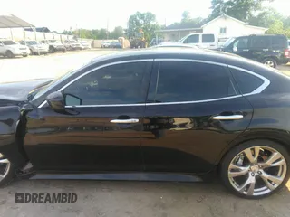 2011 Infiniti M z VIN JN1AY1AP1BM520365, wystawiony jako IAAI lot #42205678 z przebiegiem 175 146 mil mil oraz . Historia ofert i sprzedaży dostępna na DreamBid. Obrazek 14.