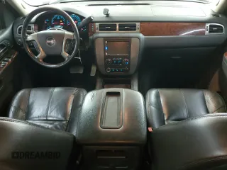 2011 GMC Sierra 1500 SLT z VIN 3GTP2WE33BG392727, wystawiony jako Copart lot #49671005 z przebiegiem 176 803 mil mil oraz Szkoda całkowita • Salvage title. Historia ofert i sprzedaży dostępna na DreamBid. Obrazek 8.