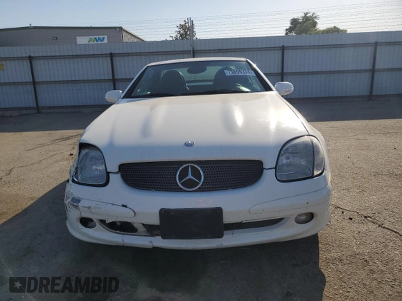 2002 Mercedes-Benz SLK-Class 2.3L Kompressor with VIN WDBKK49F62F257017, listed as a Copart auction lot 73859374 with 125,733 mi miles and Salvage Title. Bid and sale history available at carsss.com. Image 5.