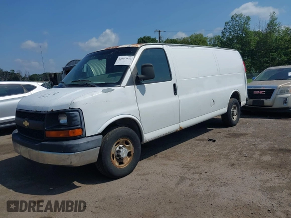 2007 Chevrolet Express Cargo with VIN 1GCGG29V871189408, listed as a IAAI auction lot 42567032 with 330,203 mi miles and . Bid and sale history available at DreamBid. Image 2.