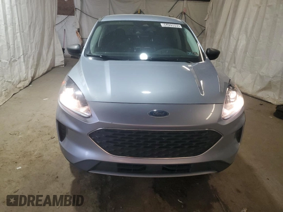 2022 Ford Escape SE with VIN 1FMCU9G62NUB30972, listed as a Copart auction lot 55433095 with 95,832 mi miles and Clean Title. Bid and sale history available at DreamBid. Image 5.