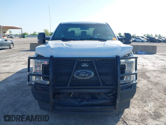 2017 Ford F-250 Lariat z VIN 1FT7W2B67HEF00259, wystawiony jako IAAI lot #41954068 z przebiegiem 146 336 mil mil oraz . Historia ofert i sprzedaży dostępna na DreamBid. Obrazek 12.