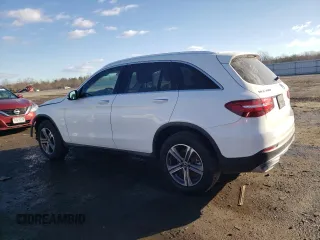 2019 Mercedes-Benz GLC with VIN WDC0G4KB4KV194548, listed as a Copart auction lot 37721113 with 23,272 mi miles. Bid and sale history available at carsss.com. Image 2.