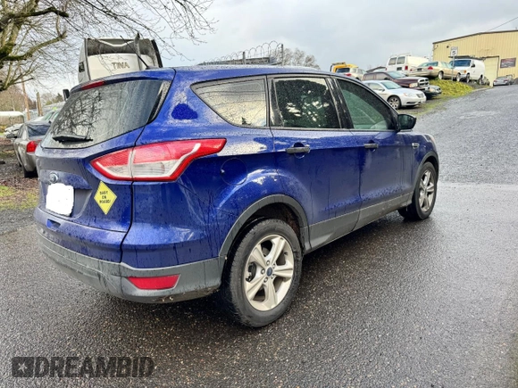 2015 Ford Escape S with VIN 1FMCU0F75FUC13139, listed as a Copart auction lot 53173055 with 0 mi miles and Clean Title. Bid and sale history available at carsss.com. Image 4.