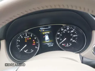 2015 Nissan Rogue SL with VIN 5N1AT2MVXFC911260, listed as a IAAI auction lot 41823690 with 128,121 mi miles. Bid and sale history available at carsss.com. Image 7.