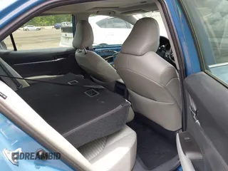 2023 Toyota Camry SE z VIN 4T1T11AK0PU115695, wystawiony jako IAAI lot #42221720 z przebiegiem 67 575 mil mil oraz . Historia ofert i sprzedaży dostępna na DreamBid. Obrazek 8.
