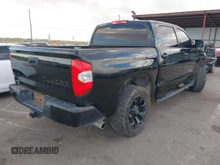 2018 Toyota Tundra 2WD SR5 with VIN 5TFEM5F12JX131561, listed as a IAAI auction lot 40731077 with 44,050 mi miles. Bid and sale history available at carsss.com. Image 4.