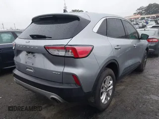 2022 Ford Escape SE with VIN 1FMCU9G60NUB55451, listed as a IAAI auction lot 41840119 with 50,638 mi miles. Bid and sale history available at carsss.com. Image 4.