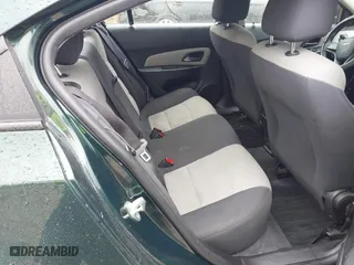 2014 Chevrolet Cruze LS with VIN 1G1PA5SG8E7472568, listed as a IAAI auction lot 41981013 with 174,201 mi miles. Bid and sale history available at carsss.com. Image 8.