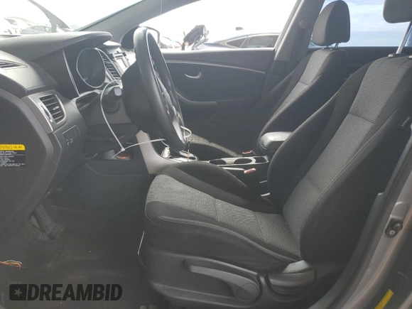 2017 Hyundai Elantra GT with VIN KMHD35LH8HU368885, listed as a Copart auction lot 60542614 with 117,212 mi miles and Salvage Title. Bid and sale history available at carsss.com. Image 7.