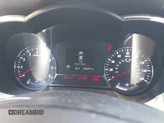 2013 Kia Optima SX с VIN 5XXGR4A69DG240506, выставлен на аукционе IAAI как лот 42299904 с пробегом 235 357 миль миль и . История ставок и продаж доступна на DreamBid. Изображение 7.