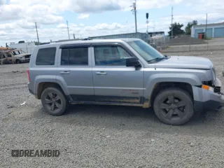 2016 Jeep Patriot Sport with VIN 1C4NJRBB2GD673039, listed as a IAAI auction lot 42385540 with Not provided miles and . Bid and sale history available at DreamBid. Image 13.