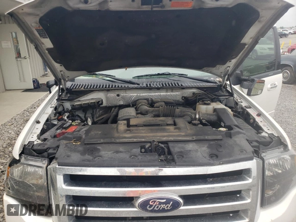 2014 Ford Expedition Max Limited with VIN 1FMJK2A59EEF11748, listed as a Copart auction lot 58237635 with 146,653 mi miles and Clean title. Bid and sale history available at DreamBid. Image 12.