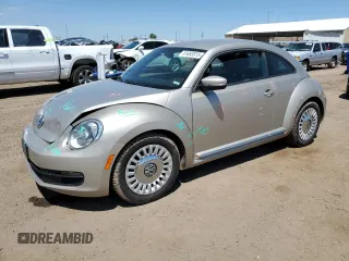 2014 Volkswagen Beetle 1.8T с VIN 3VWJ17AT2EM658942, выставлен на аукционе Copart как лот 61693515 с пробегом 127 857 миль миль и Списание • Salvage title. История ставок и продаж доступна на DreamBid. Изображение 1.