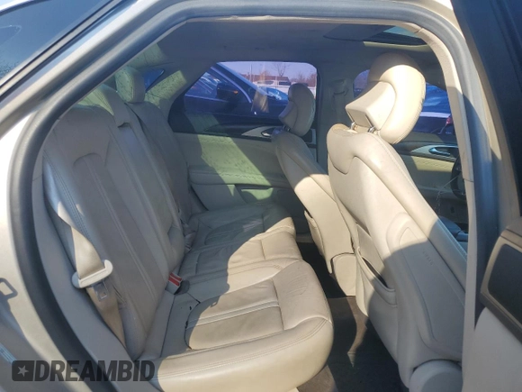 2017 Lincoln MKZ Hybrid Select with VIN 3LN6L5LU8HR662221, listed as a Copart auction lot 83073734 with 121,001 mi miles and Salvage Title. Bid and sale history available at DreamBid. Image 10.