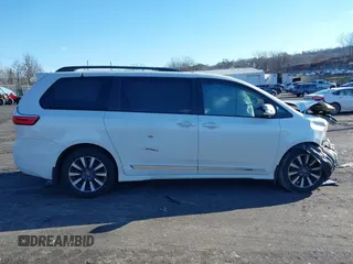 2019 Toyota Sienna XLE with VIN 5TDDZ3DC0KS220137, listed as a IAAI auction lot 41093022 with Not Provided miles and . Bid and sale history available at DreamBid. Image 13.
