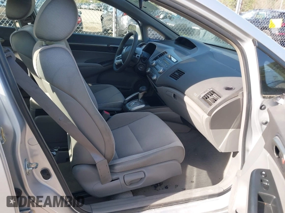 2007 Honda Civic EX with VIN 1HGFA16817L037661, listed as a IAAI auction lot 42136893 with 208,613 mi miles and . Bid and sale history available at DreamBid. Image 5.