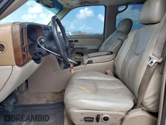 2003 Chevrolet Suburban LT with VIN 1GNEC16Z93J261285, listed as a Copart auction lot 61180305 with 211,620 mi miles and Non repairable. Bid and sale history available at DreamBid. Image 7.