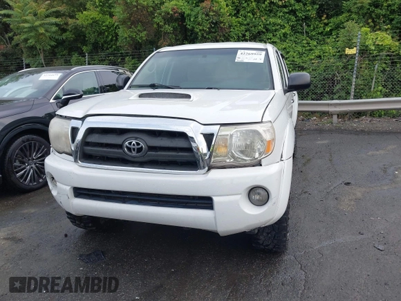2008 Toyota Tacoma z VIN 5TELU42N18Z552359, wystawiony jako IAAI lot #42269959 z przebiegiem 163 012 mil mil oraz . Historia ofert i sprzedaży dostępna na DreamBid. Obrazek 12.