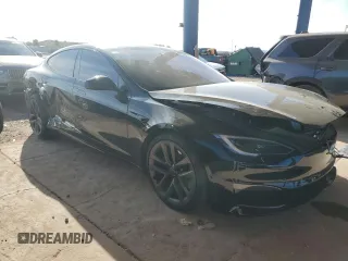2022 Tesla Model S z VIN 5YJSA1E51NF474743, wystawiony jako Copart lot #87316374 z przebiegiem Nie podano mil oraz Szkoda całkowita • Salvage title. Historia ofert i sprzedaży dostępna na DreamBid. Obrazek 4.