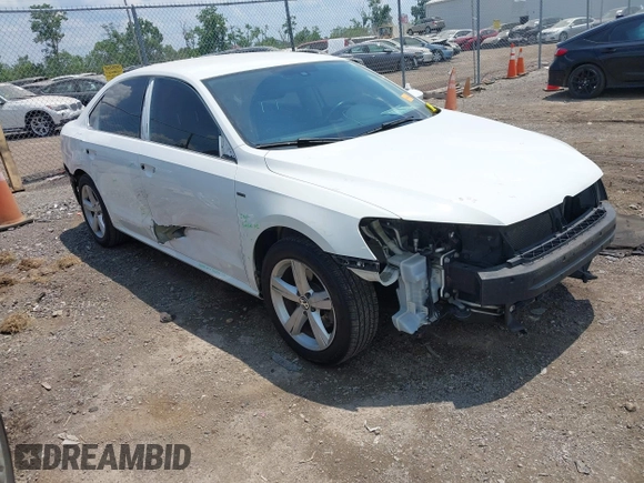 2015 Volkswagen Passat Wolfsburg Edition with VIN 1VWAT7A37FC112814, listed as a IAAI auction lot 42607166 with 123,429 mi miles and . Bid and sale history available at DreamBid. Image 1.