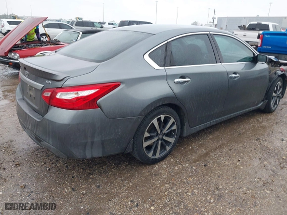 2016 Nissan Altima 2.5 SL with VIN 1N4AL3AP9GC123786, listed as a IAAI auction lot 41465537 with 153,403 mi miles. Bid and sale history available at carsss.com. Image 4.