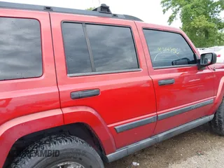 2006 Jeep Commander with VIN 1J8HG48K36C318982, listed as a IAAI auction lot 42344756 with 203,838 mi miles and . Bid and sale history available at DreamBid. Image 14.