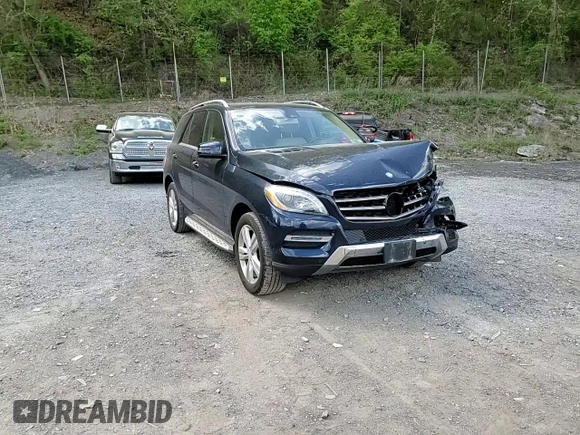 2014 Mercedes-Benz M 350 z VIN 4JGDA5HB5EA401185, wystawiony jako Copart lot #55078505 z przebiegiem 122 924 mil mil oraz Szkoda całkowita • Salvage title. Historia ofert i sprzedaży dostępna na DreamBid. Obrazek 14.