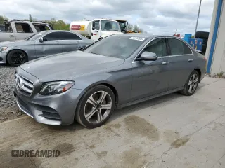 2017 Mercedes-Benz E 300 Luxury с VIN WDDZF4KB3HA099324, выставлен на аукционе Copart как лот 55414545 с пробегом 11 555 миль миль и Списание • Salvage title. История ставок и продаж доступна на DreamBid. Изображение 1.