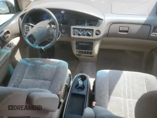 2001 Toyota Sienna LE with VIN 4T3ZF13C71U335626, listed as a Copart auction lot 55040305 with 118,574 mi miles and Clean Title. Bid and sale history available at carsss.com. Image 8.