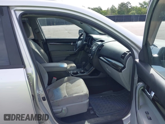 2012 Kia Sorento LX with VIN 5XYKTDA66CG295646, listed as a IAAI auction lot 42225434 with 139,961 mi miles and . Bid and sale history available at DreamBid. Image 5.