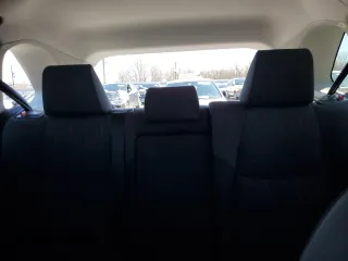 2019 Toyota RAV4 XLE with VIN 2T3P1RFV8KW059704, listed as a Copart auction lot 51497375 with 35,631 mi miles and Salvage Title. Bid and sale history available at carsss.com. Image 10.