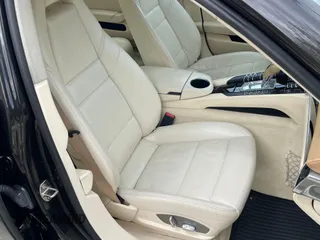 2010 Porsche Panamera S z VIN WP0AB2A78AL063420, wystawiony jako Copart lot #57913815 z przebiegiem 113 506 mil mil oraz Tytuł czysty. Historia ofert i sprzedaży dostępna na DreamBid. Obrazek 5.