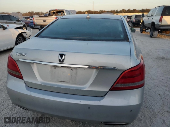 2014 Hyundai Equus Signature z VIN KMHGH4JH7EU083148, wystawiony jako Copart lot #51021905 z przebiegiem Nie podano mil oraz Szkody całkowita. Historia ofert i sprzedaży dostępna na DreamBid. Obrazek 6.