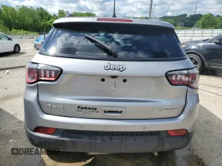 2017 Jeep Compass Sport с VIN 3C4NJDAB7HT656026, выставлен на аукционе Copart как лот 57790745 с пробегом Не указан миль и На запчасти • Non repairable. История ставок и продаж доступна на DreamBid. Изображение 6.