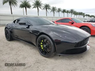 2019 Aston Martin DB11 z VIN SCFRMFEV1KGL07949, wystawiony jako Copart lot #75059624 z przebiegiem 8798 mil mil oraz Nie do naprawy. Historia ofert i sprzedaży dostępna na DreamBid. Obrazek 4.