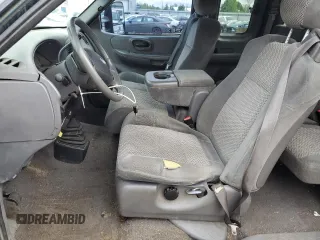2001 Ford F-150 XL z VIN 1FTRX18L41NB56019, wystawiony jako Copart lot #62537655 z przebiegiem Nie podano mil oraz Szkoda całkowita • Salvage title. Historia ofert i sprzedaży dostępna na DreamBid. Obrazek 7.